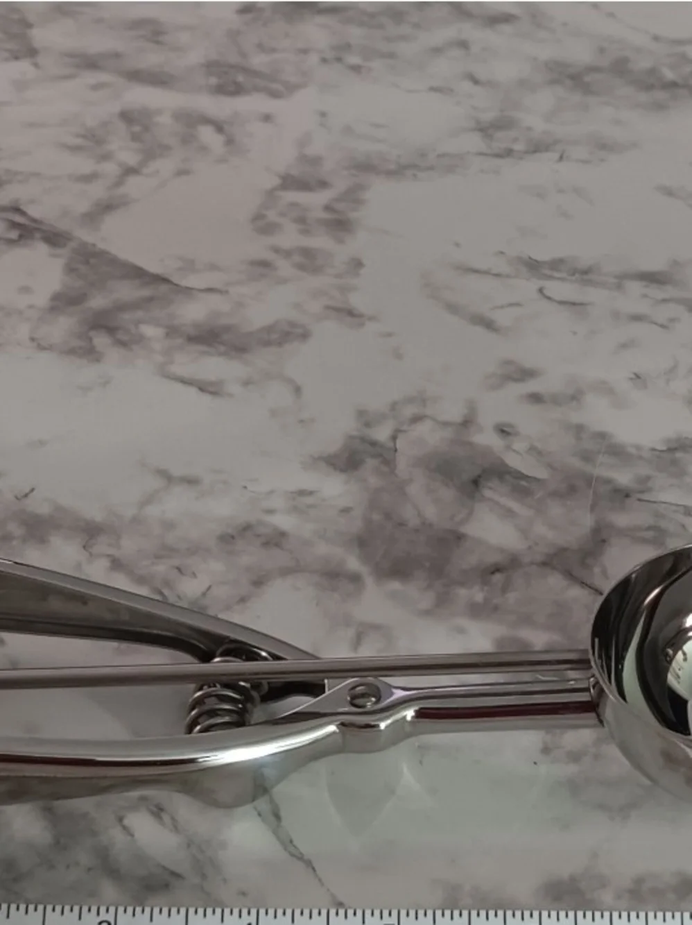 Authentic Pampered Chef Extra Large Scoop — RETIRED
